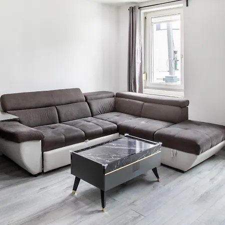 T3 Avec Jacuzzi Privatif Et Cour - Mulhouse