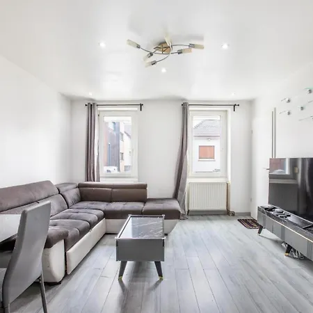 T3 Avec Jacuzzi Privatif Et Cour - * Mulhouse